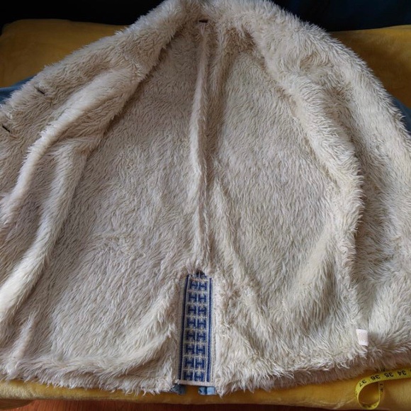 Free People Sherpa lined drum Jacket as seen on Selena Gomez and Ashley Tisdale - Picture 5 of 16